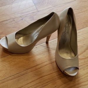 Jessica Simpson Nude Pumps